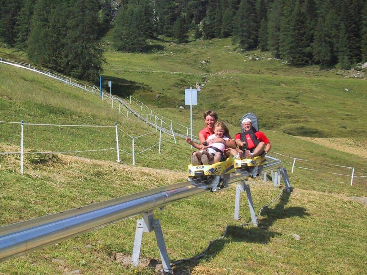 Holiday Home In Jenig Carinthia With Pool Kültér fotó