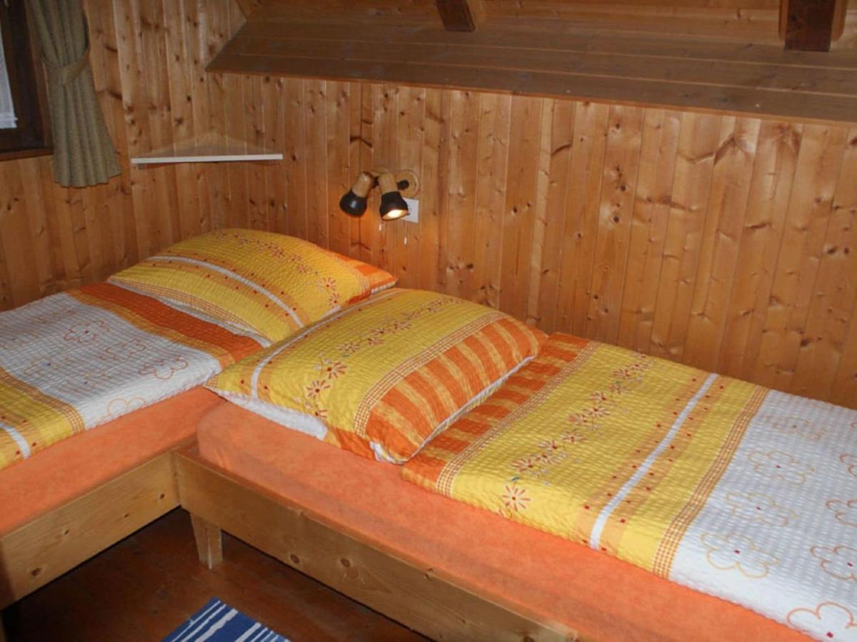 Holiday Home In Jenig Carinthia With Pool Kültér fotó